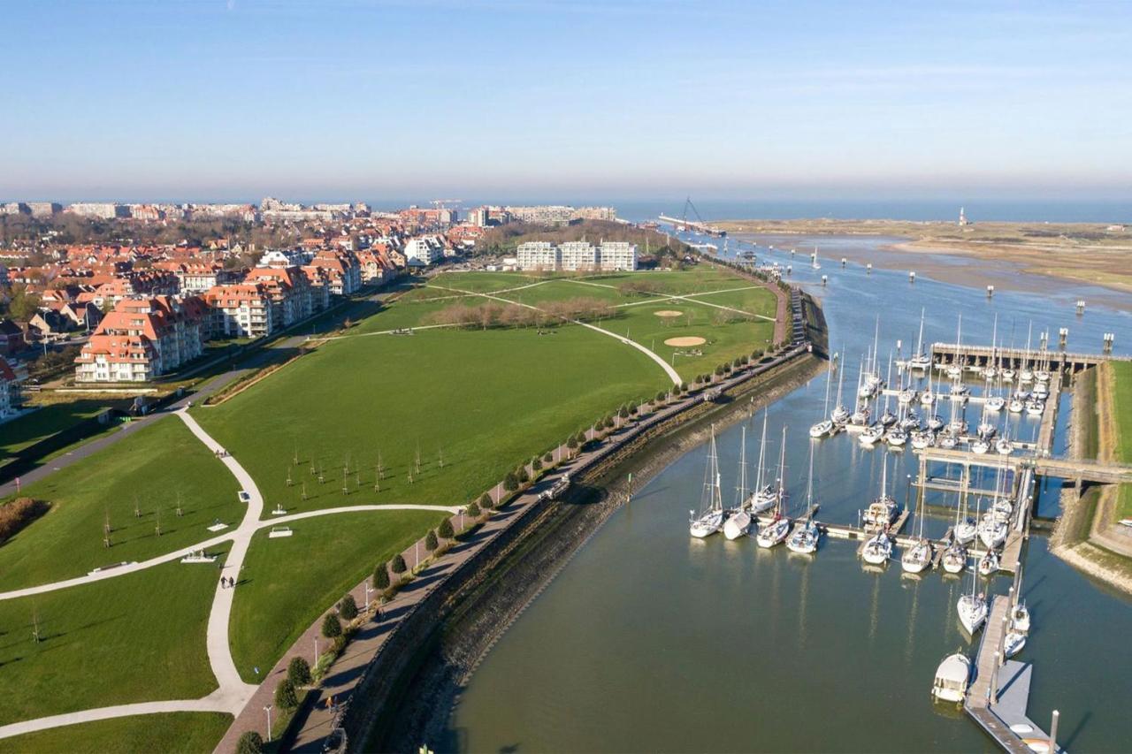 Holiday Suites Nieuwpoort Exterior photo