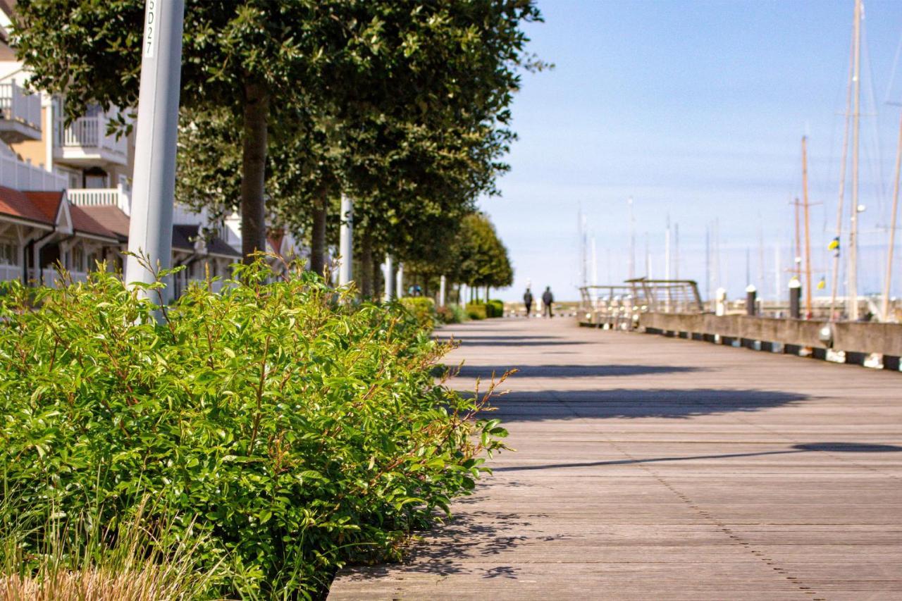 Holiday Suites Nieuwpoort Exterior photo